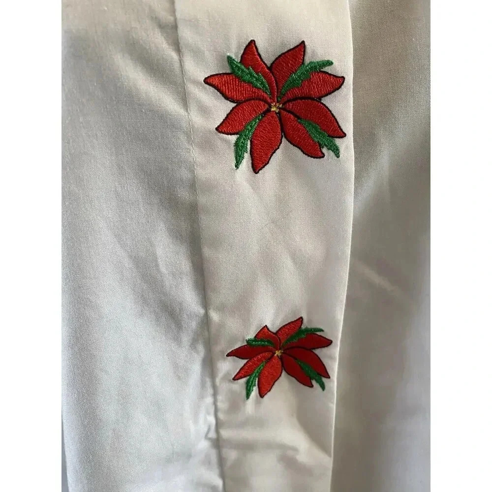 Orvis Vintage Womens Size 20 XL White Christmas Cotton Shirt Blouse Poinsettia - Picture 4 of 10